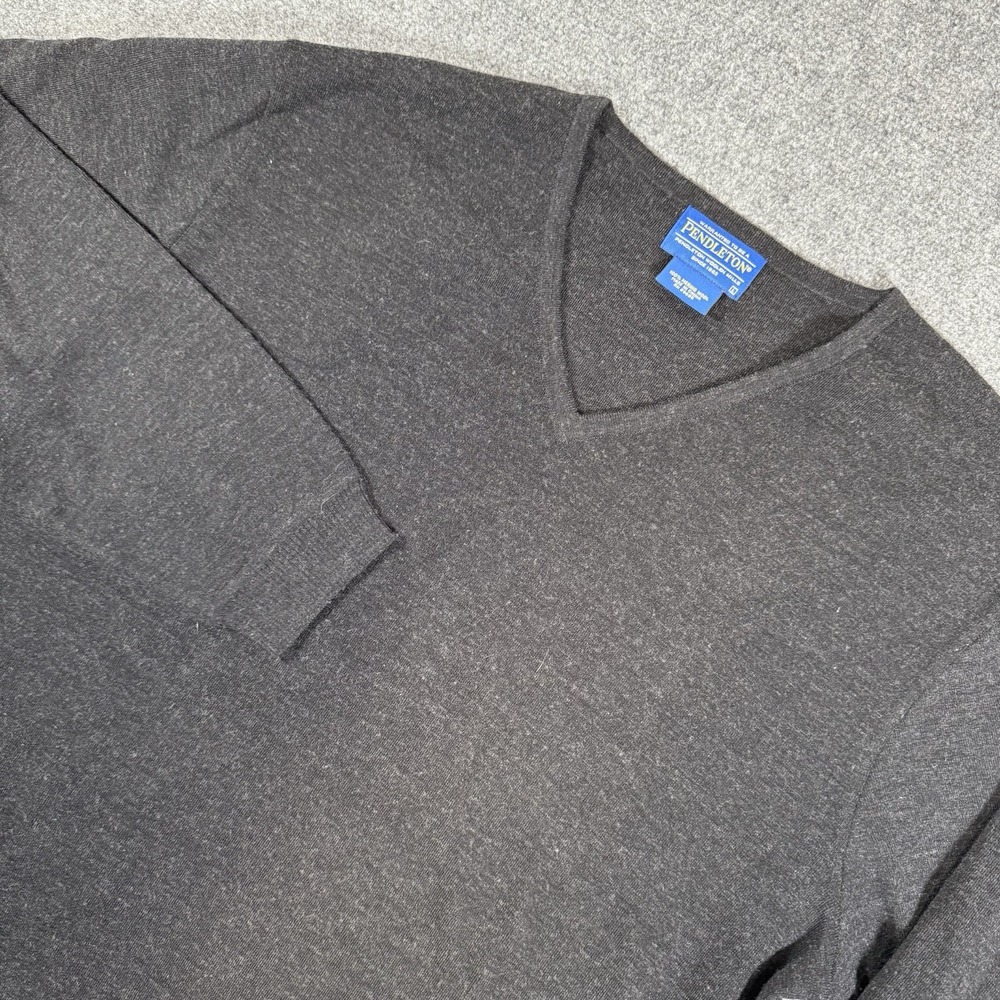 Pendleton Sweater Mens Large Gray Merino Wool V-Neck‎ Outdoor Preppy Long Sleeve